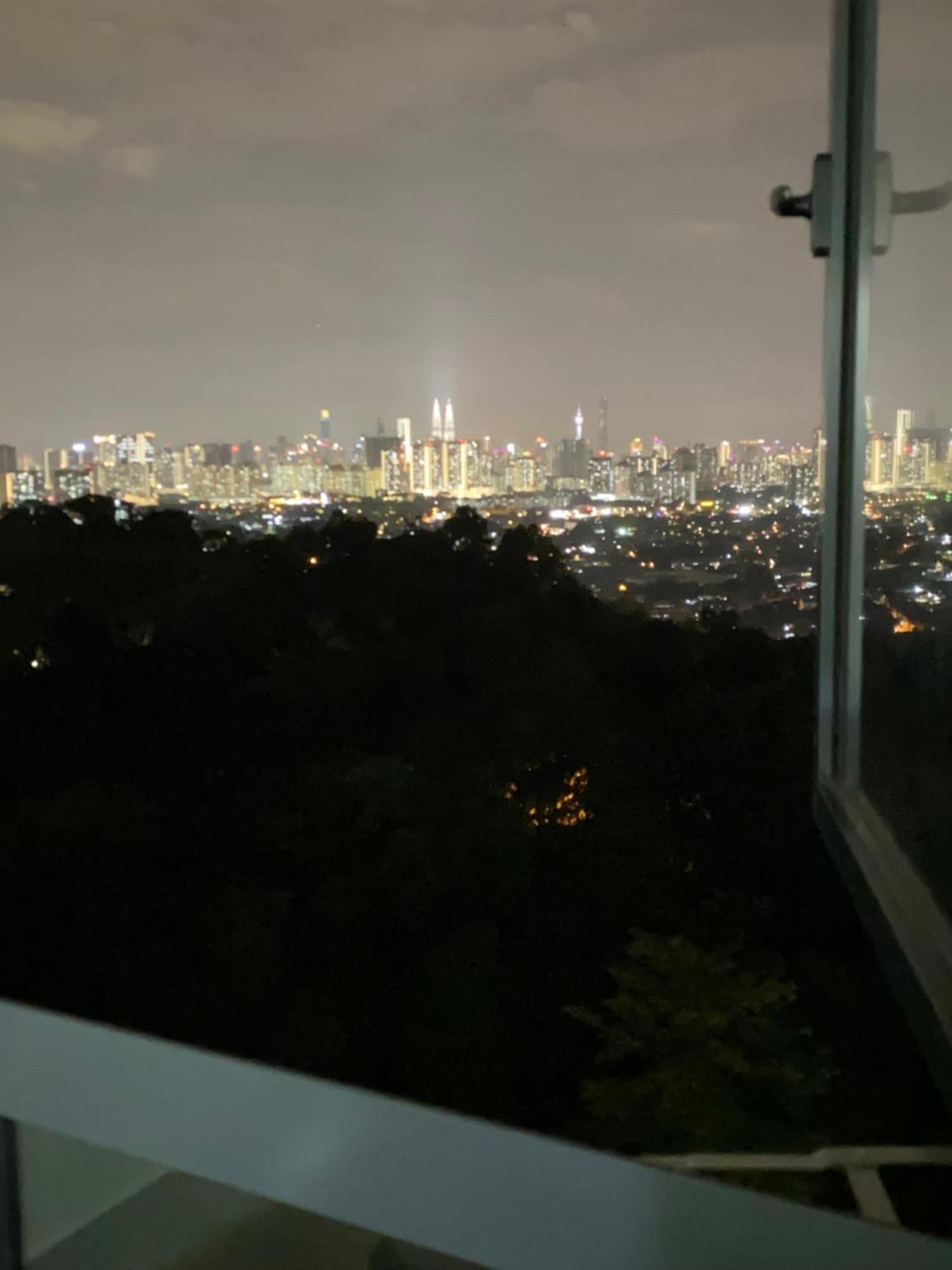 Ayuman Suites, Gombak With Kl City View 쿠알라룸푸르 외부 사진